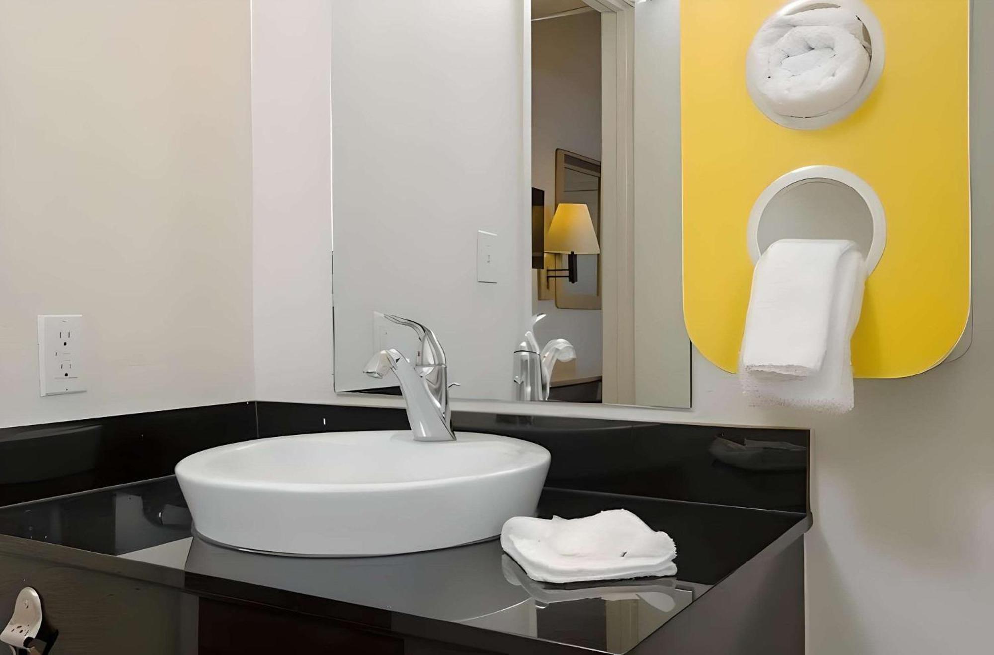 Park Inn By Radisson, ترلوك المظهر الخارجي الصورة